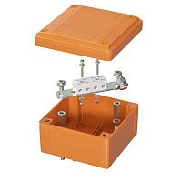FSB10404 Коробка ответвительная FS 100х100х50мм IP56 4п 450В 6А 4кв.мм с гладкими стенками и клеммниками пластик. DKC 